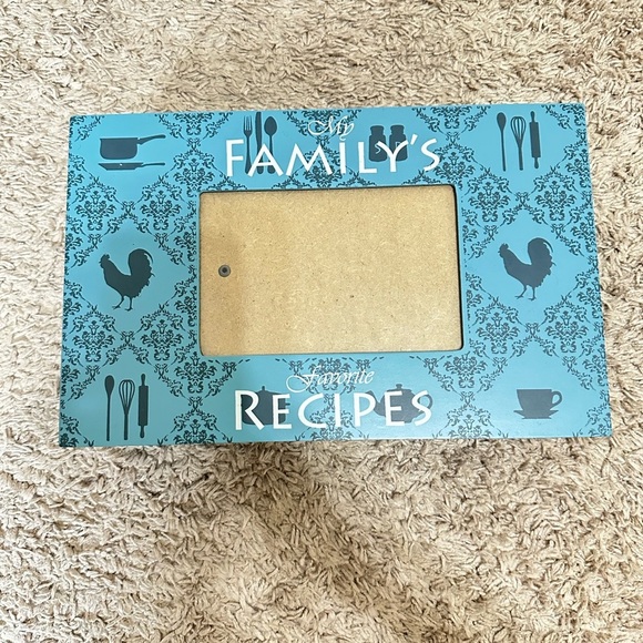Family Recipe Box‎ Blue With Recipe Cards - Picture 1 of 7